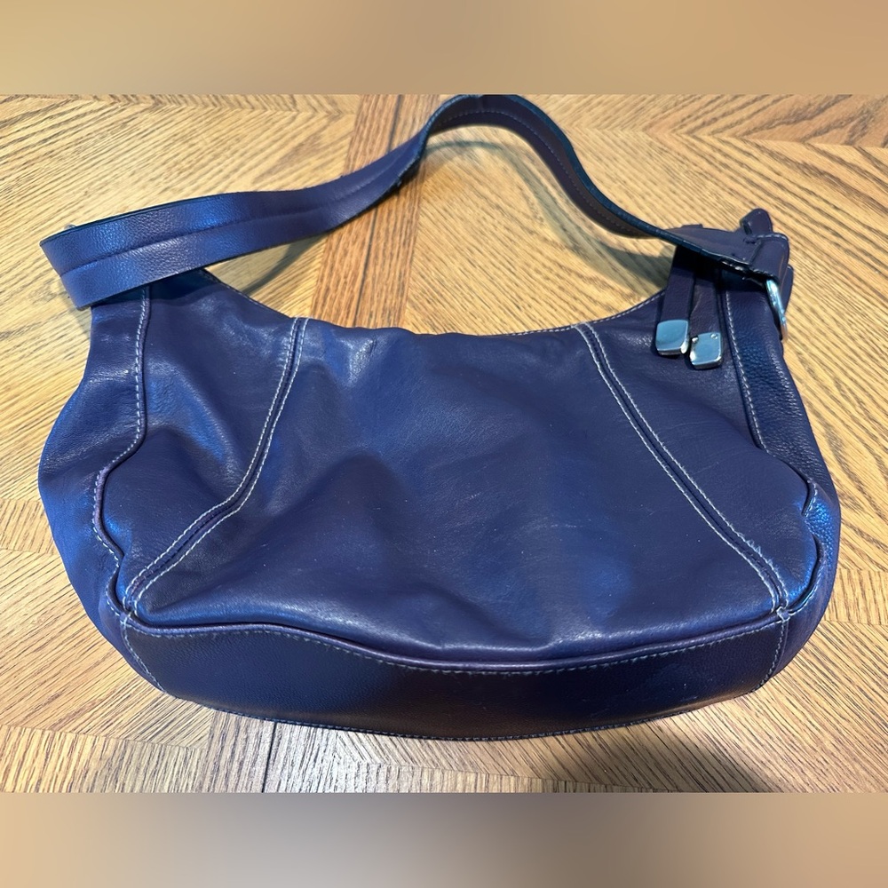Elegant Worthington Eggplant Leather Shoulder Bag